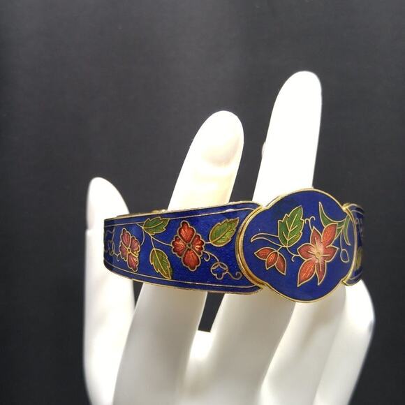 Vintage Cloisonne Blue Enamel Red Flower Bracelet, Hinged, 1970s, 7 Inches - Picture 8 of 10